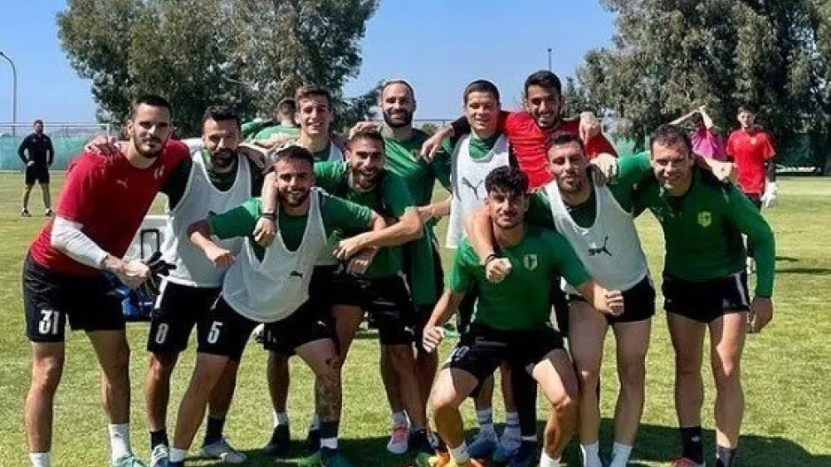 Πόζα/ΑΕΚ