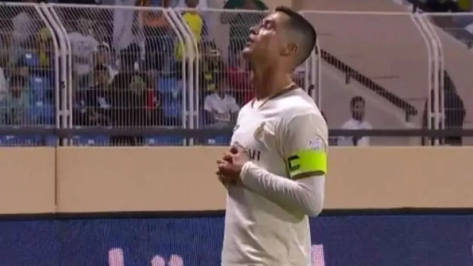 CR7...  ξανά και ξανά