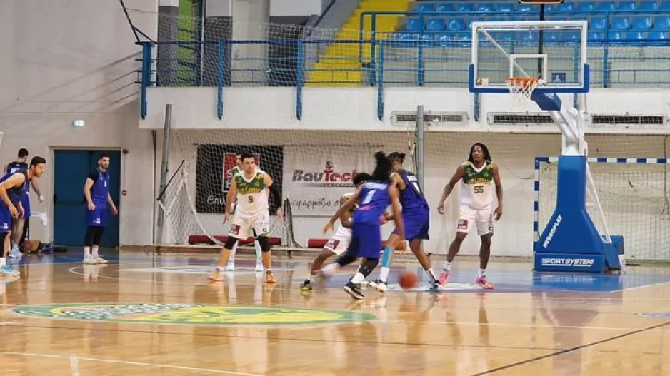 Έκανε το 3-0 και προκρίθηκε στον τελικό η Πετρολίνα ΑΕΚ