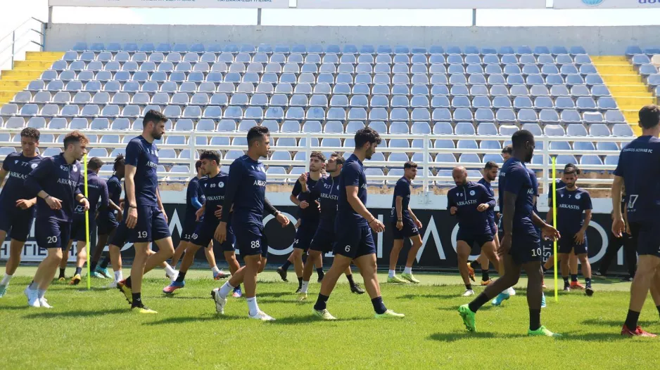 Προετοιμασία για... Πέγεια (φώτος)