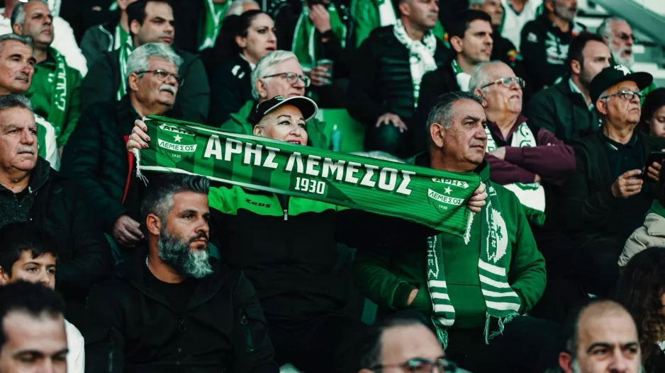 Ποδοσφαιριστές, προπονητής, επενδυτής, οπαδοί για... τίτλο