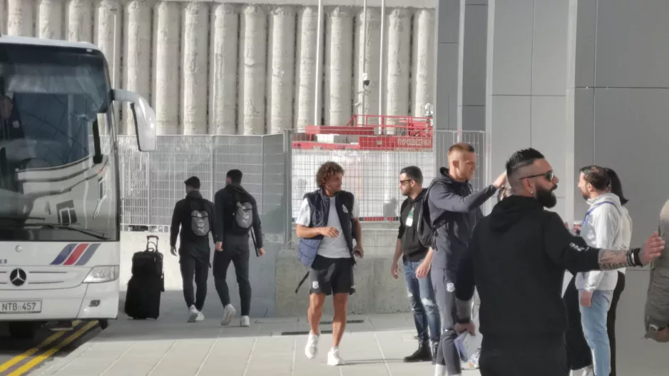 Η άφιξη του Απόλλωνα - Καλοκαιρινός... Ουάρντα (φώτος)