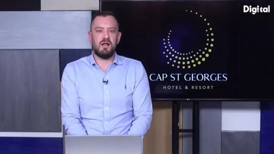 (ΔΕΙΤΕ ΕΔΩ) Η... ΜΑΧΗ στη Σούπερ Λιγκ "Στο Πέταλο"