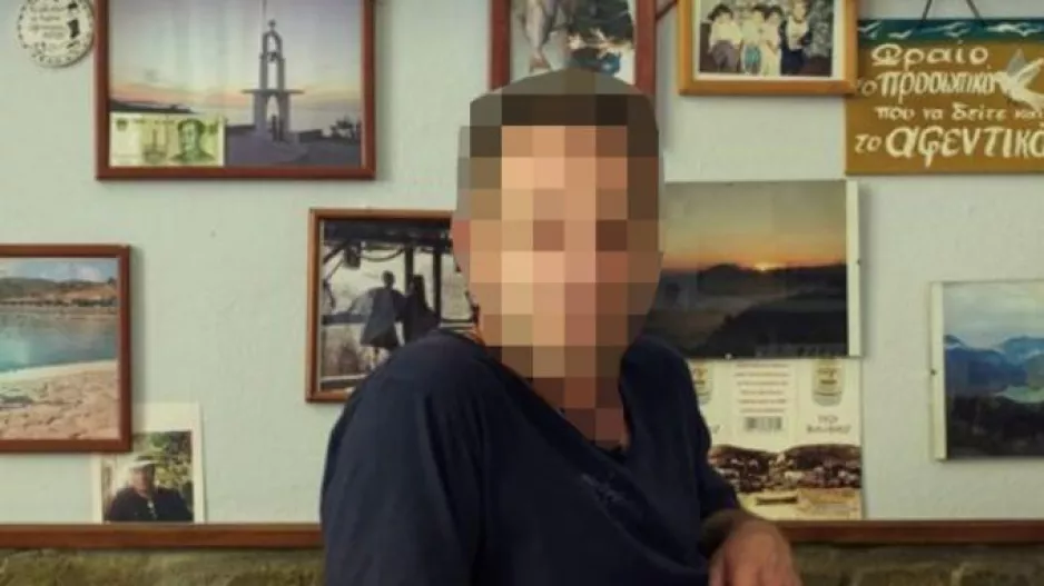 Οικογενειακή τραγωδία πίσω από την υπόθεση με τη γυναίκα που επιχείρησε να κάψει ζωντανό τον σύζυγό της