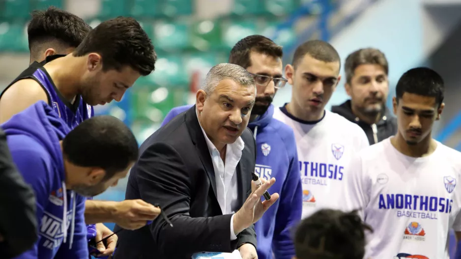 ANO/"Θερμά συγχαρητήρια στην ομάδα καλαθόσφαιρας του συλλόγου μας"