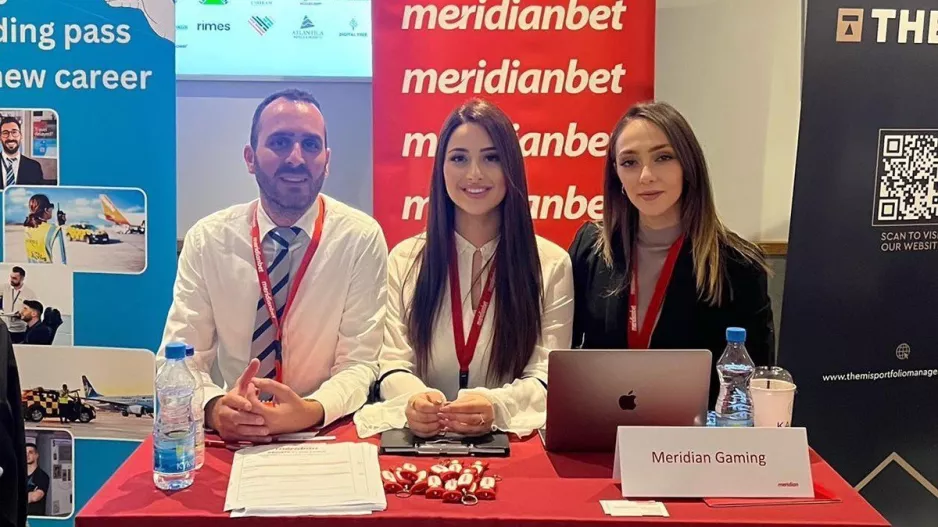Ευκαιρίες στη νέα γενιά από τη Meridian!