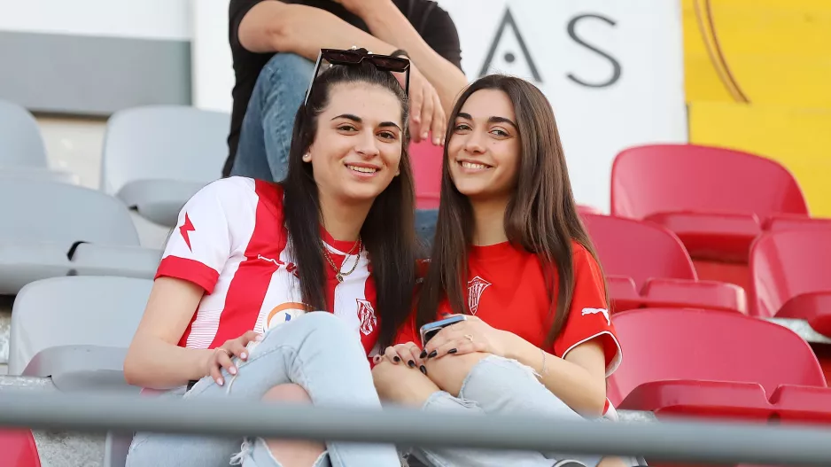 Τα κόκκινα... κορίτσια
