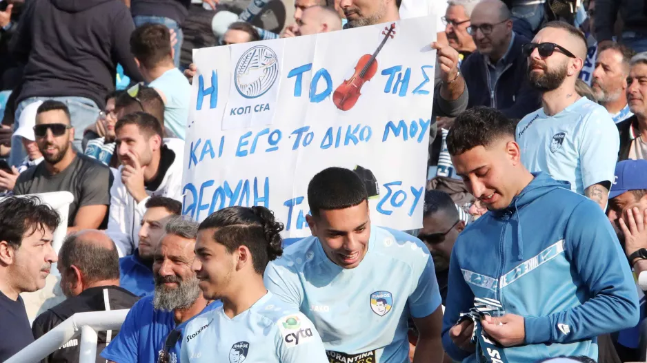 "Η ΚΟΠ το φκιολί της, εγώ το δικό μου"