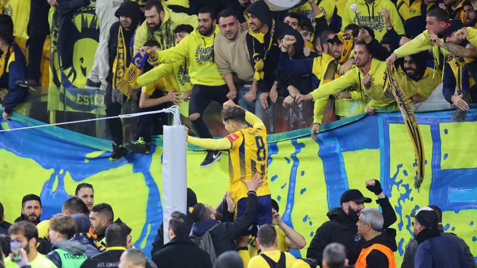Kολόσσι..."κόλαση" με 7 χιλιάδες Λέοντες! 