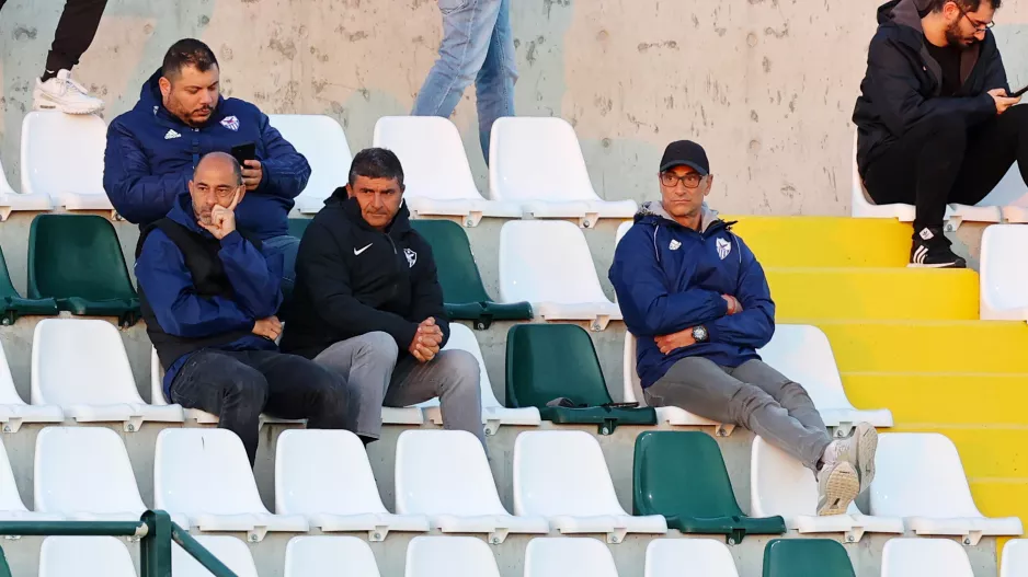 Σάντης με Οκκά και άλλους