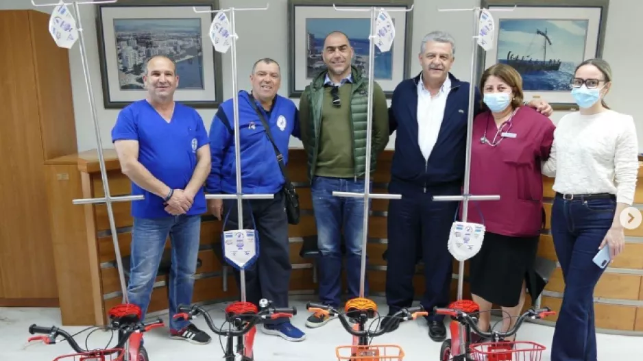 Όμορφη κίνηση του Απόλλων ΑμεΑ/Ποδήλατα στα παιδάκια του νοσοκομείου