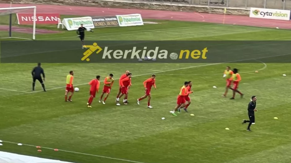 Η εντεκάδα της Νέας Σαλαμίνας 