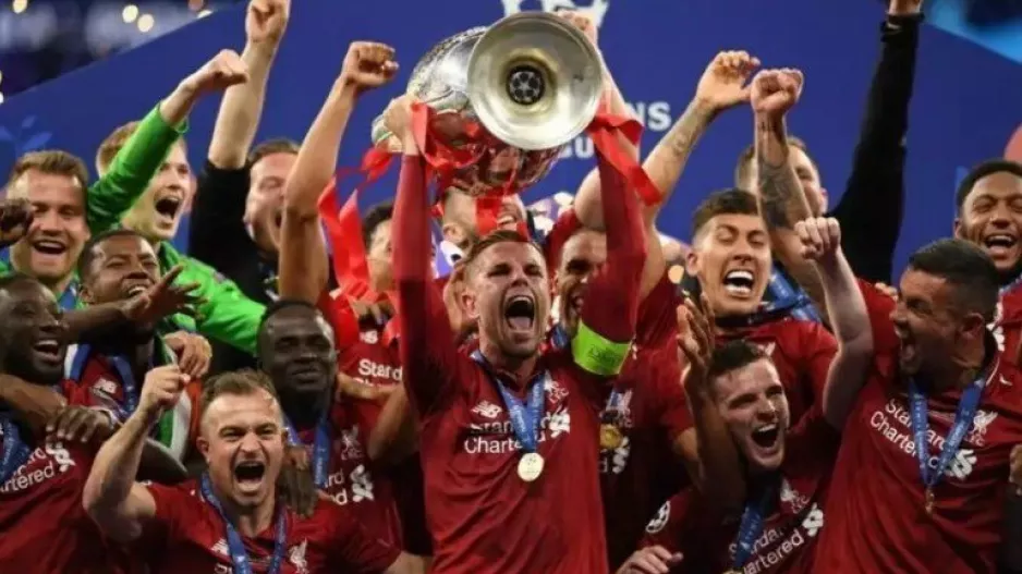 "Η κατάκτηση του Champions League, κορυφαία μου στιγμή με τη Λίβερπουλ"