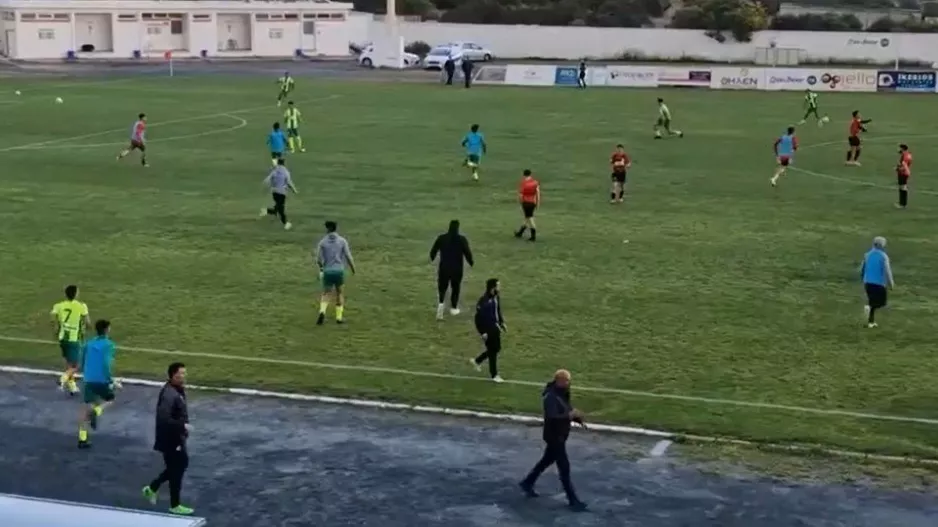 Τελευταίο σφύριγμα και... ξέσπασμα! (βίντεο)