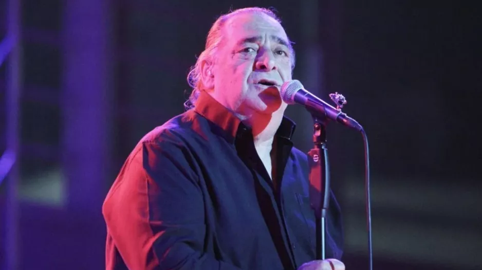 Βασίλης Καρράς: Η νέα φωτογραφία μετά την απώλεια 42 κιλών