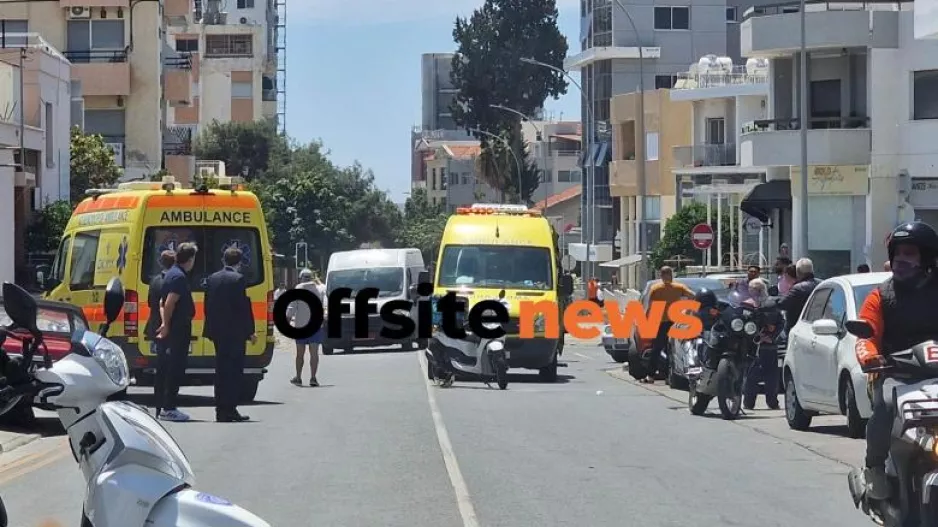 Διανομέας με μοτοσικλέτα παρέσυρε πεζό