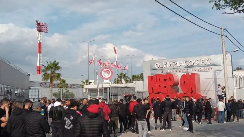 Ολυμπιακός: Στον Ρέντη οπαδοί των ερυθρόλευκων πριν το ντέρμπι με τον Παναθηναϊκό