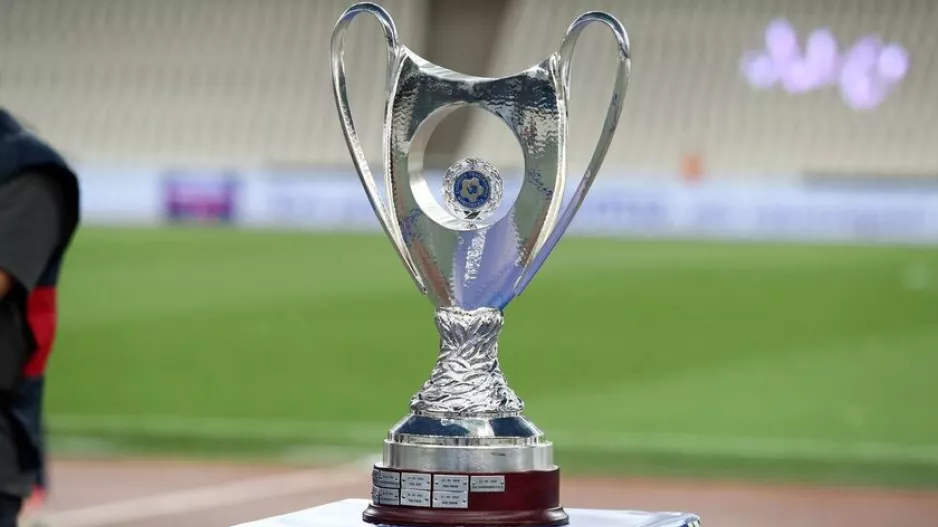 Εισήγηση/Mε Κύπριους ΡΕΦ στον τελικό!