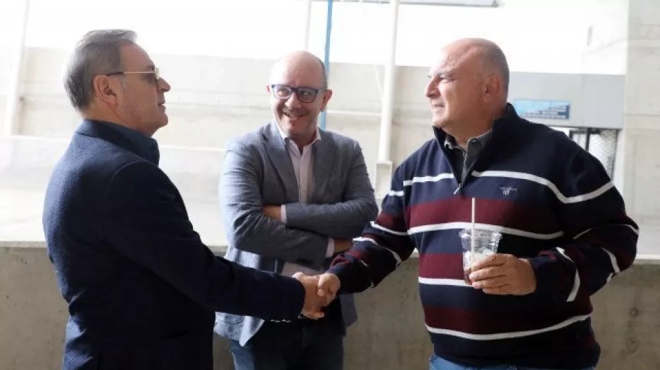 Θέσεις 1,2,3;