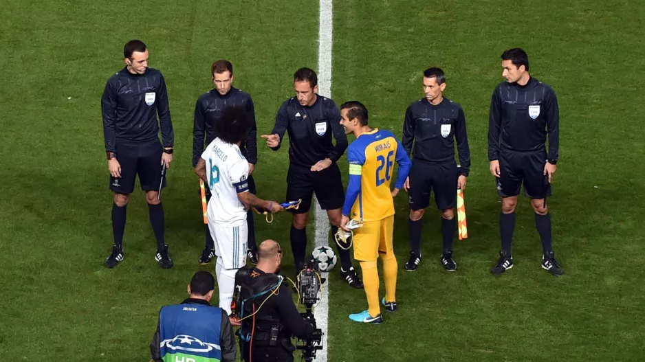 Aπό το ΑΠΟΕΛ-Real στο Real-Man.City!