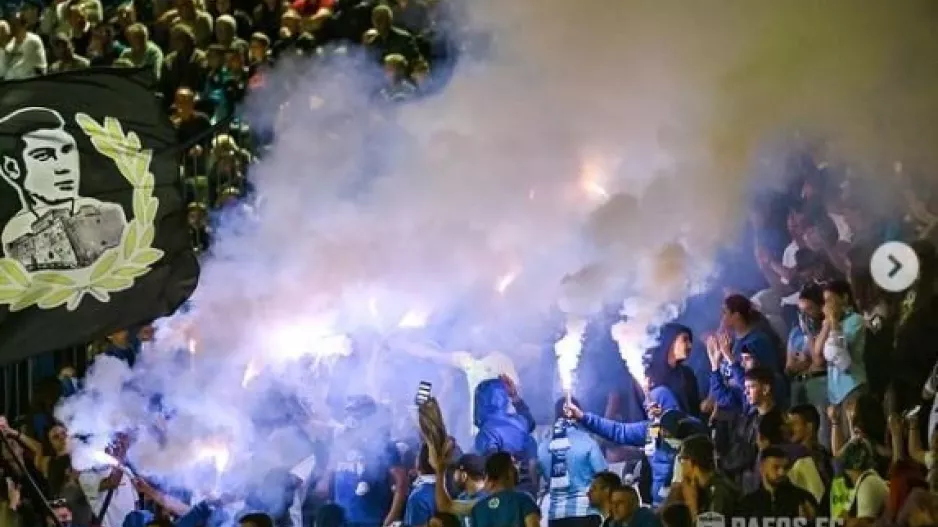 Κάλεσμα - "Ας το βάψουμε γαλανόλευκο" 
