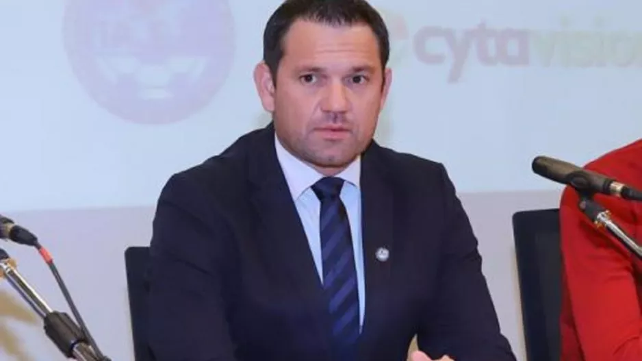 Μεγάλα ποσά/ΚΟΠ