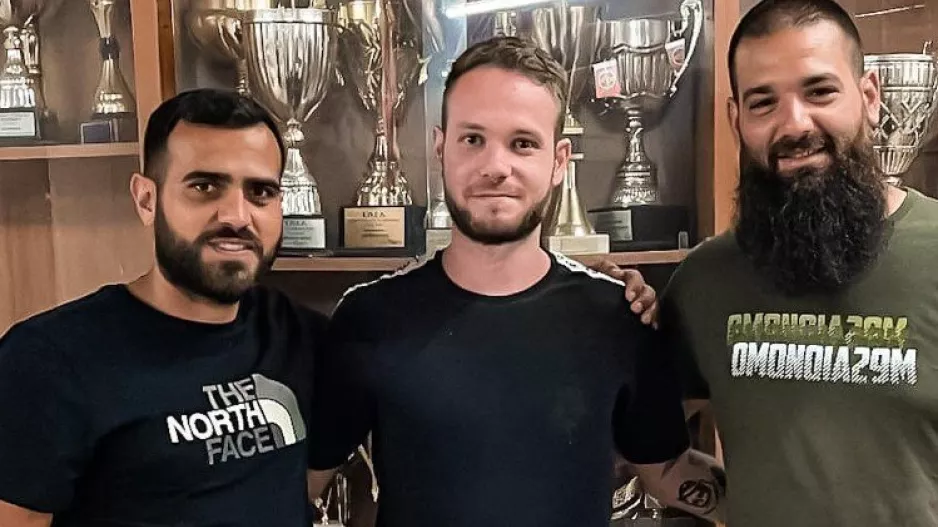 Ενίσχυση στο τεχνικό τιμ με Σοφοκλέους