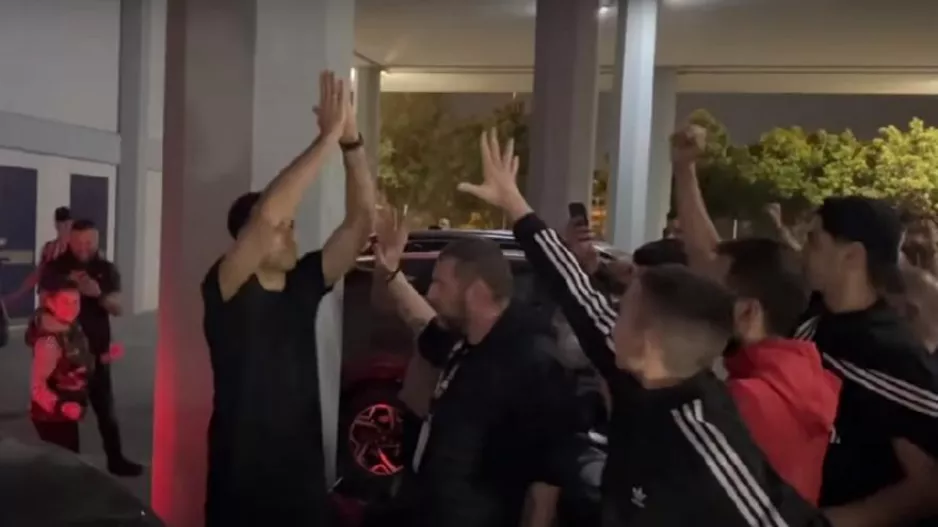 Απόλυτη αποθέωση στον Σλούκα μετά την πρόκριση: «Για πάντα στο λιμάνι»