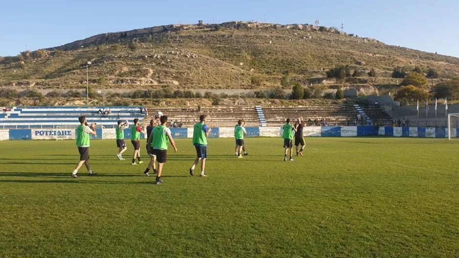 Ροτσίδης Μάμμαρι: "Χειροκροτούμε ποδοσφαιριστές και προπονητή"