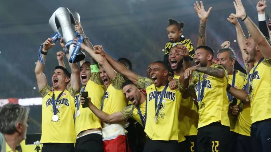 AEK: Εντυπωσιακά πλάνα από την ημέρα γιορτής και τη φιέστα στη Νέα Φιλαδέλφεια! (βίντεο)