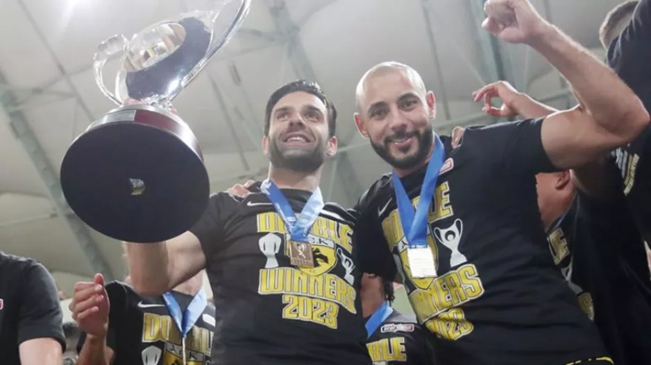 Ξεκαθαρίζει άμεσα για Τζαβέλλα και Άμραμπατ