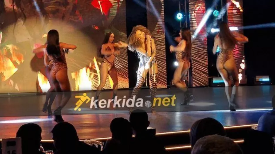 Δυνατό show!