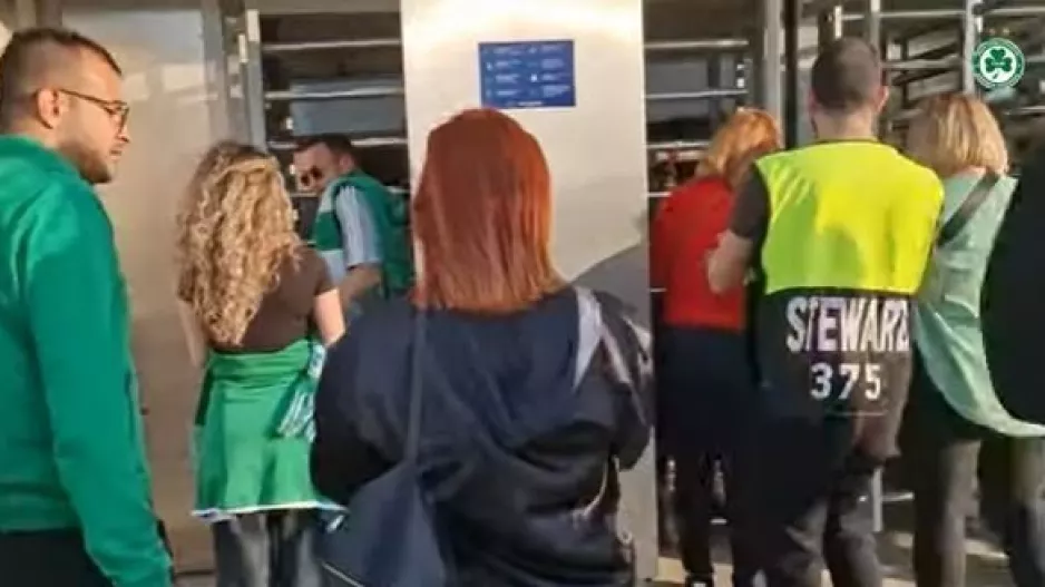 (Ομόνοια/βίντεο) Away days... με ΑΠΟΕΛ