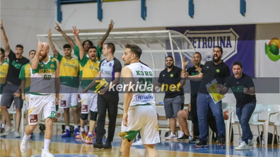 "Χαϊδεύει" τον τίτλο η Πετρολίνα AΕΚ! (φώτος)