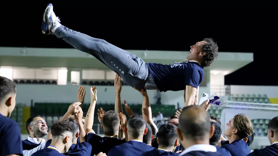 Στον αέρα ο κόουτς!