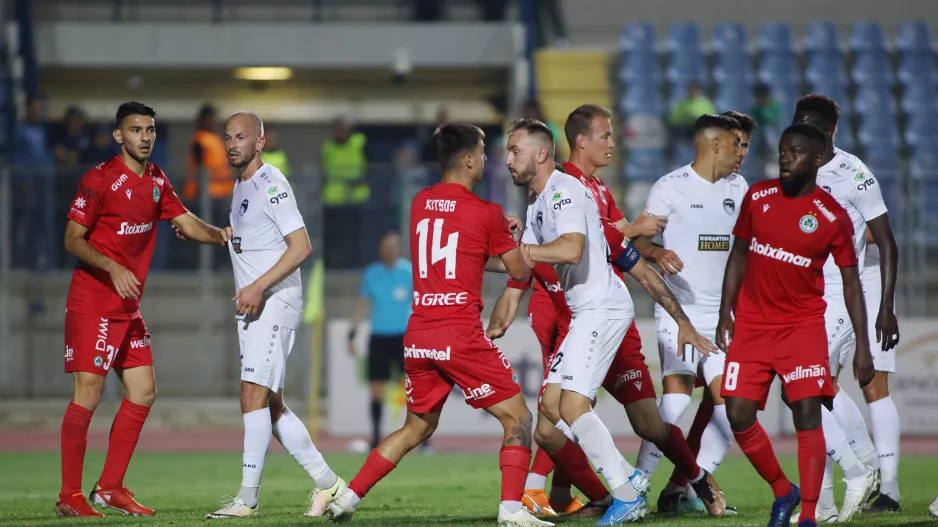 Μέσα στα σπουδαία και κάτι... ανησυχητικό