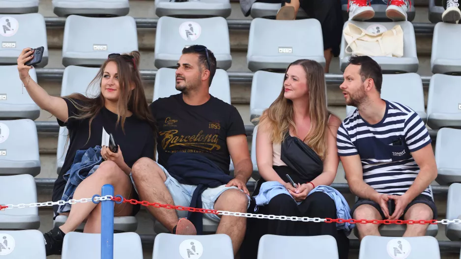 Σέλφι και… φακός!