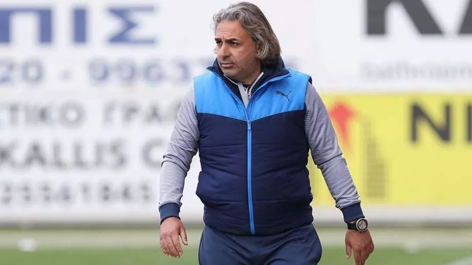 Έδωσε τα χέρια με Άγη Καμένο