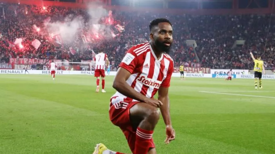 «Ομάδες της Bundesliga και της Ισπανίας παρακολουθούν τον Μπακαμπού»