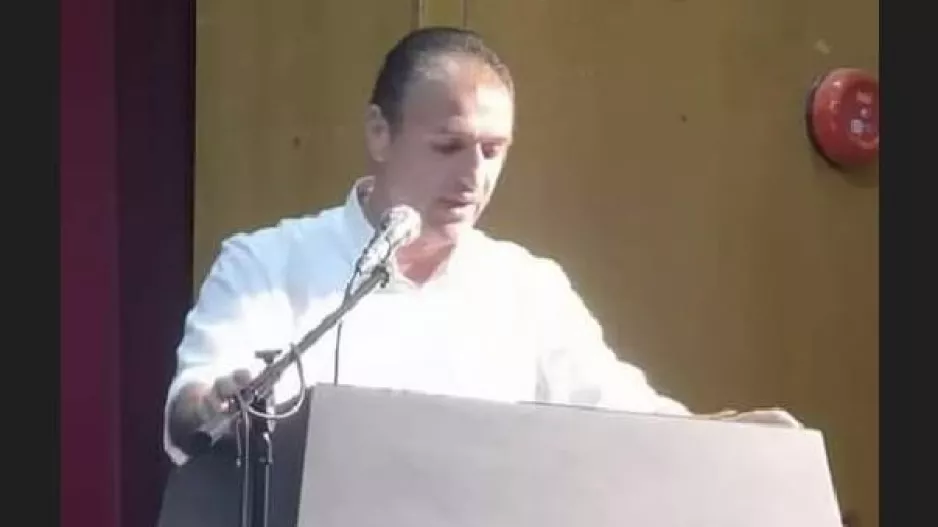 Δίπλα στο νέο πρόεδρο οι παλαίμαχοι