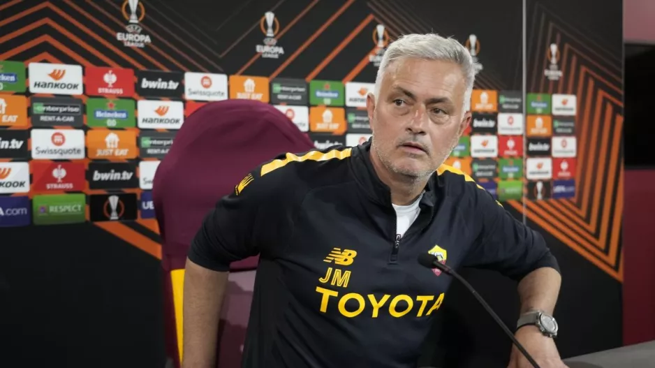 Μουρίνιο: "Ο Ντιμπάλα είναι διαθέσιμος για 20-30 λεπτά"
