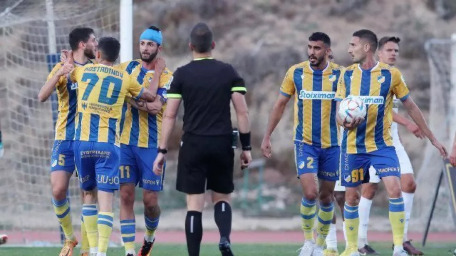Τρίτο για Ντβάλι
