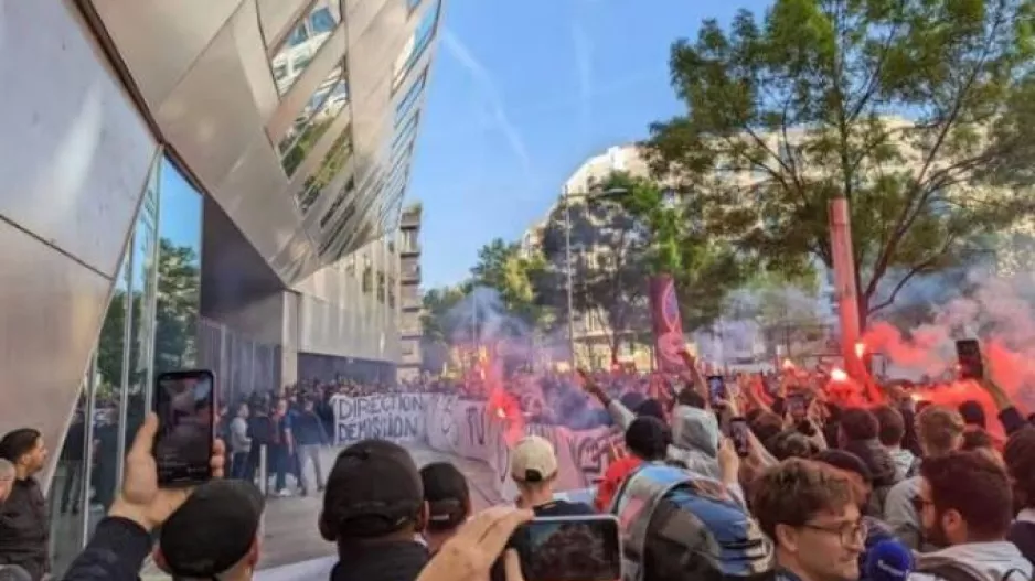 Αυξάνει τα μέτρα ασφαλείας η Παρί υπό τον φόβο επεισοδίων από τους οπαδούς
