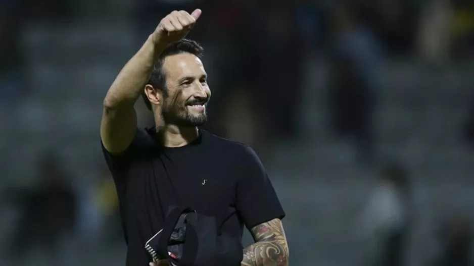 Οι έντονες… ματιές του Ολυμπιακού στην Αργεντινή και ο Πεϊσότο