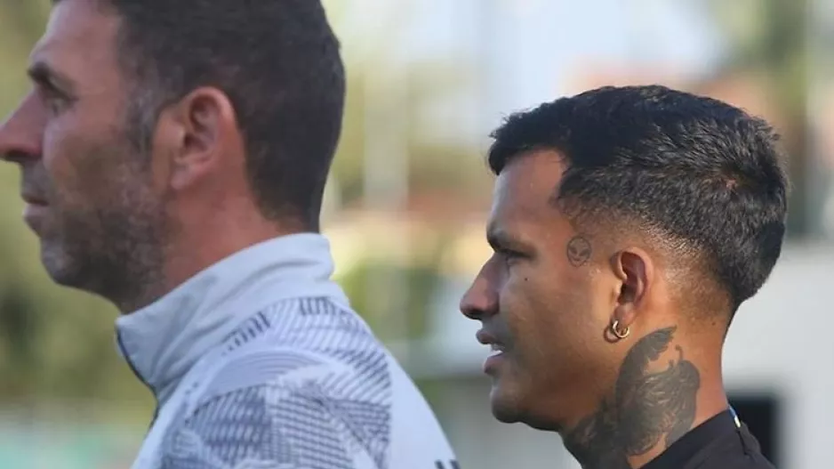 Επιλογή... Μαρκίνιος