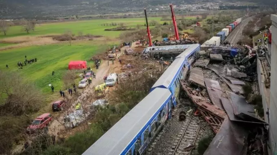 Στον εφέτη ανακριτή απολογούνται σήμερα τρία στελέχη του ΟΣΕ για την τραγωδία στα Τέμπη