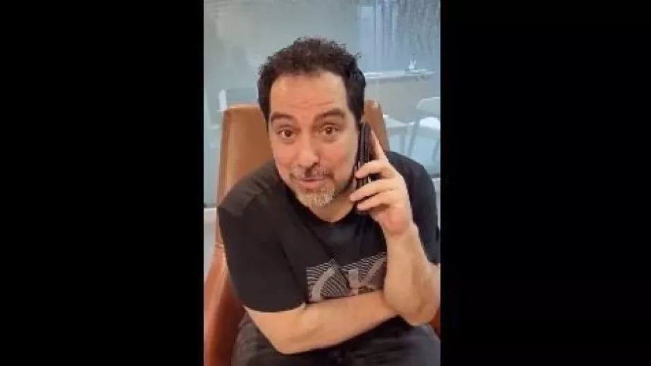 "Φέρνει" Μάκη Δημάκη (βίντεο)