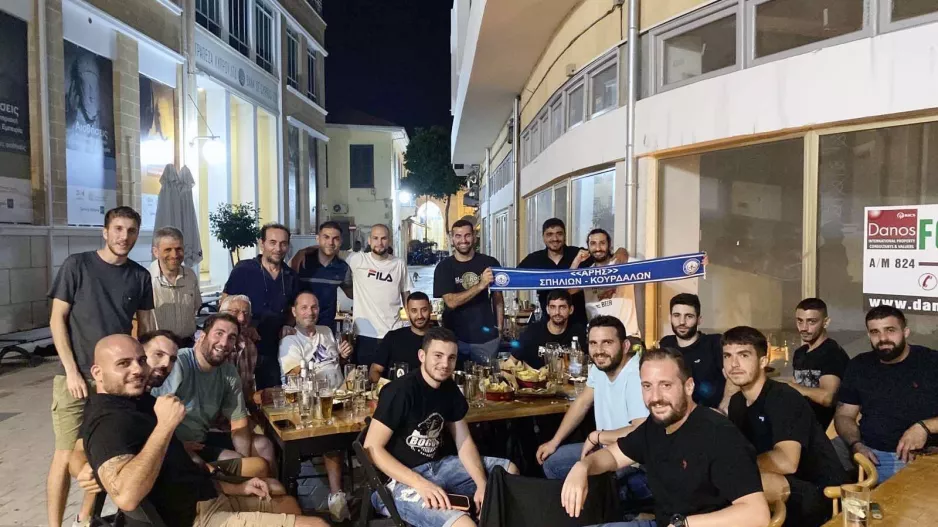 Δείπνησαν όλοι μαζί (φώτος)