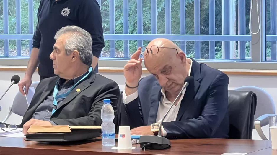 Παντού... Κούμας!