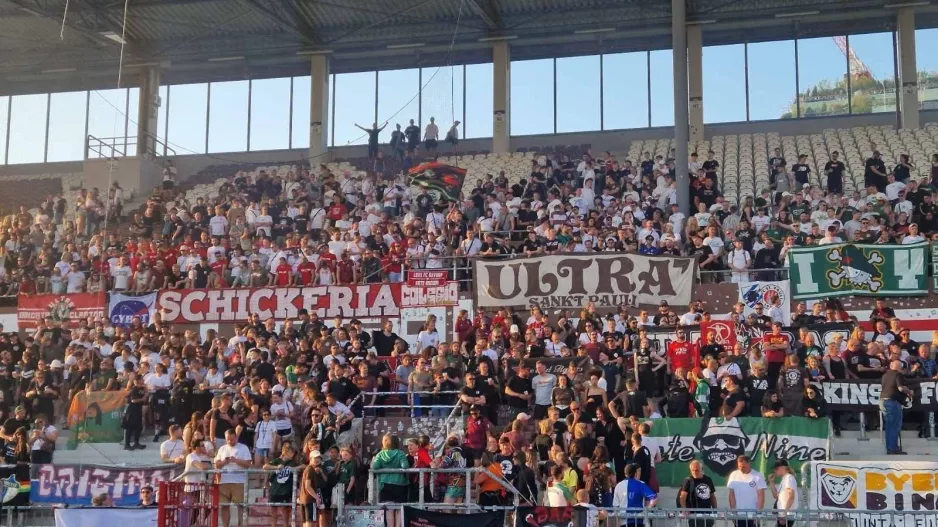 Η Θύρα 9 για την συμμετοχή της στο Alerta-Antira Tournament